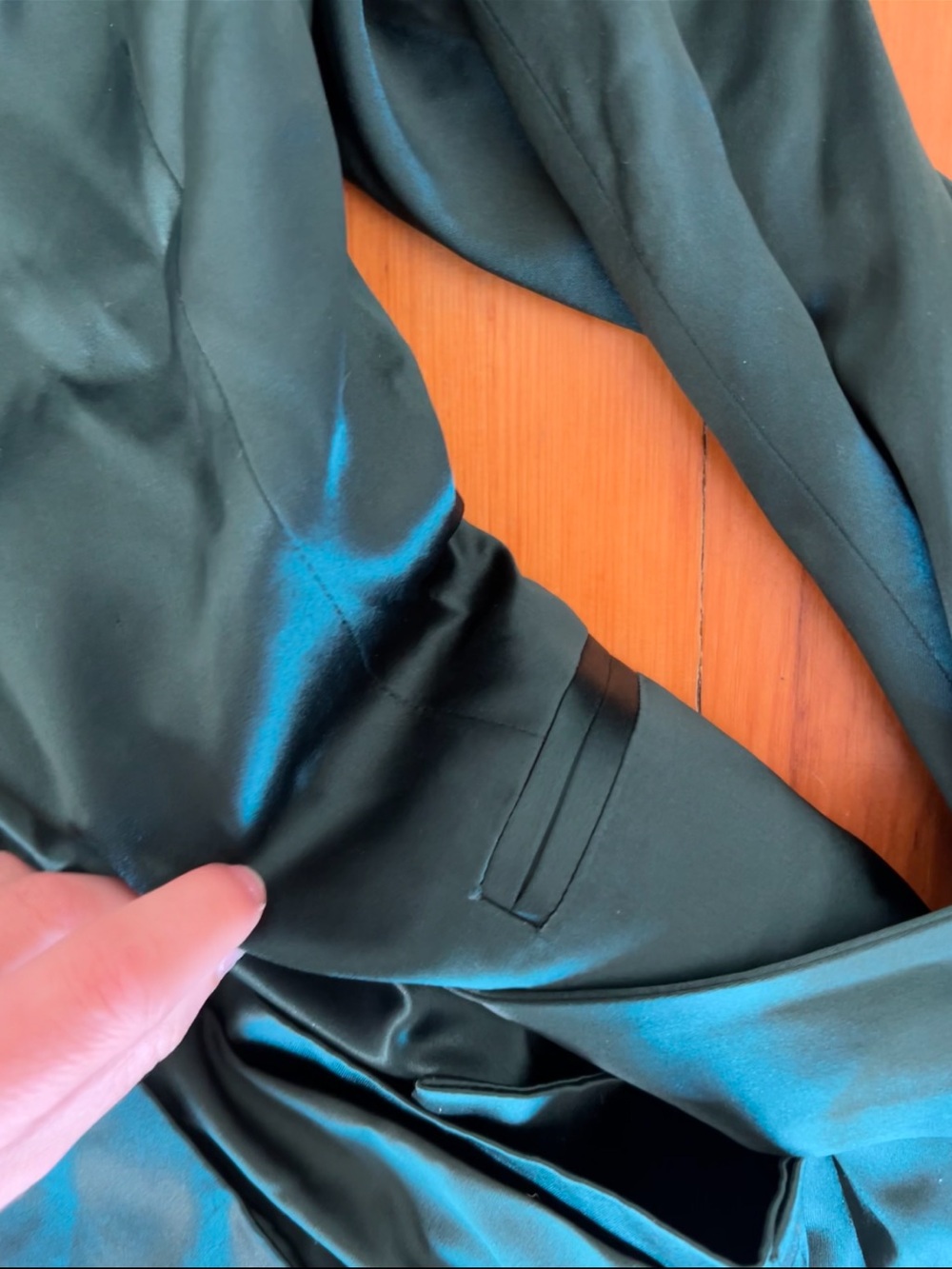 Lattelier Tie-Waist Blazer & Front Slit Trouser Set in Dark Green s/m - Picture 12 of 14